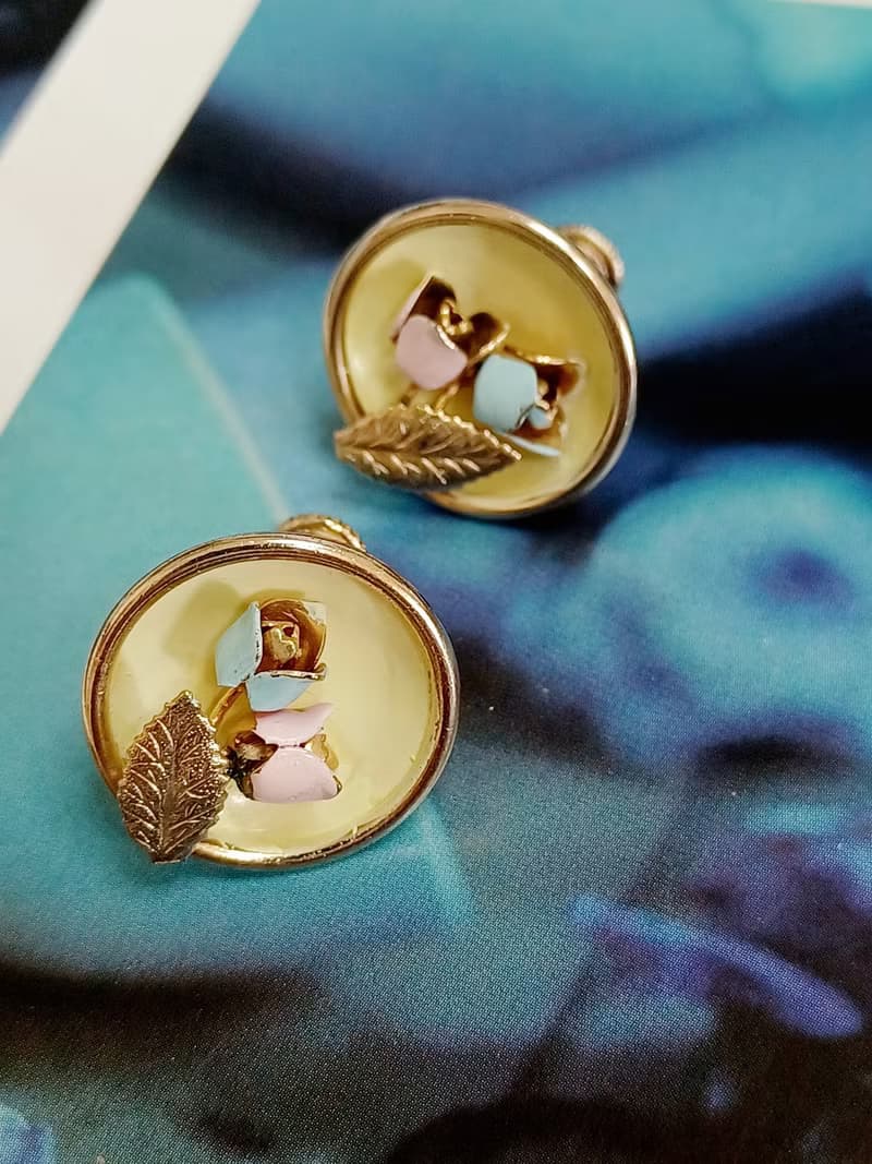 vintage jewelry  古董夾式耳環 雙色小鬱金香  680元