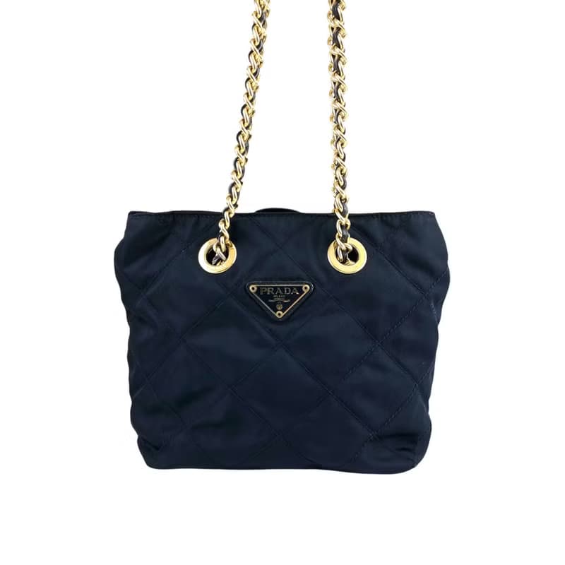 【 日本直送　名牌中古包 】PRADA プラダ ショルダーバッグ ネイビー トライアングルロゴ ナイロン キルティング チェーンバッグ オールド g7mc6t