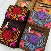 印度喀什米爾 純手工小羊皮刺繡側背小包