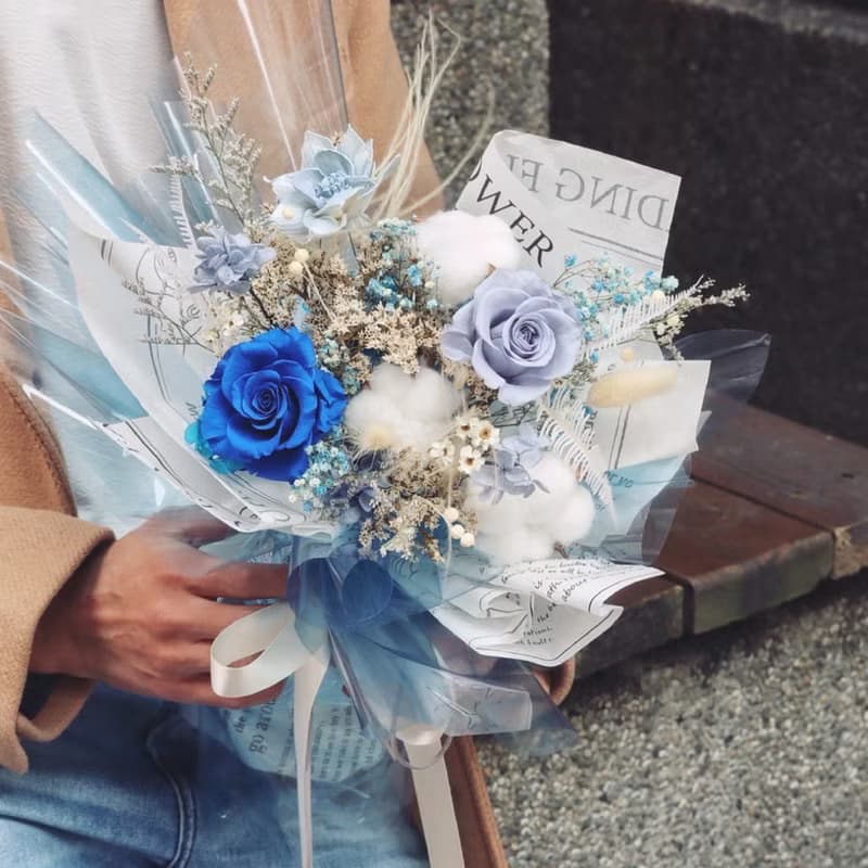 湖水藍永生花花束 | 藍色系 紀念日 情人節禮物 生日禮物
