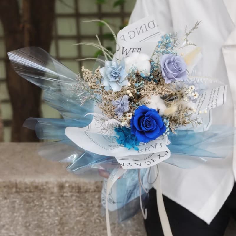 湖水藍永生花花束 | 藍色系 紀念日 情人節禮物 生日禮物
