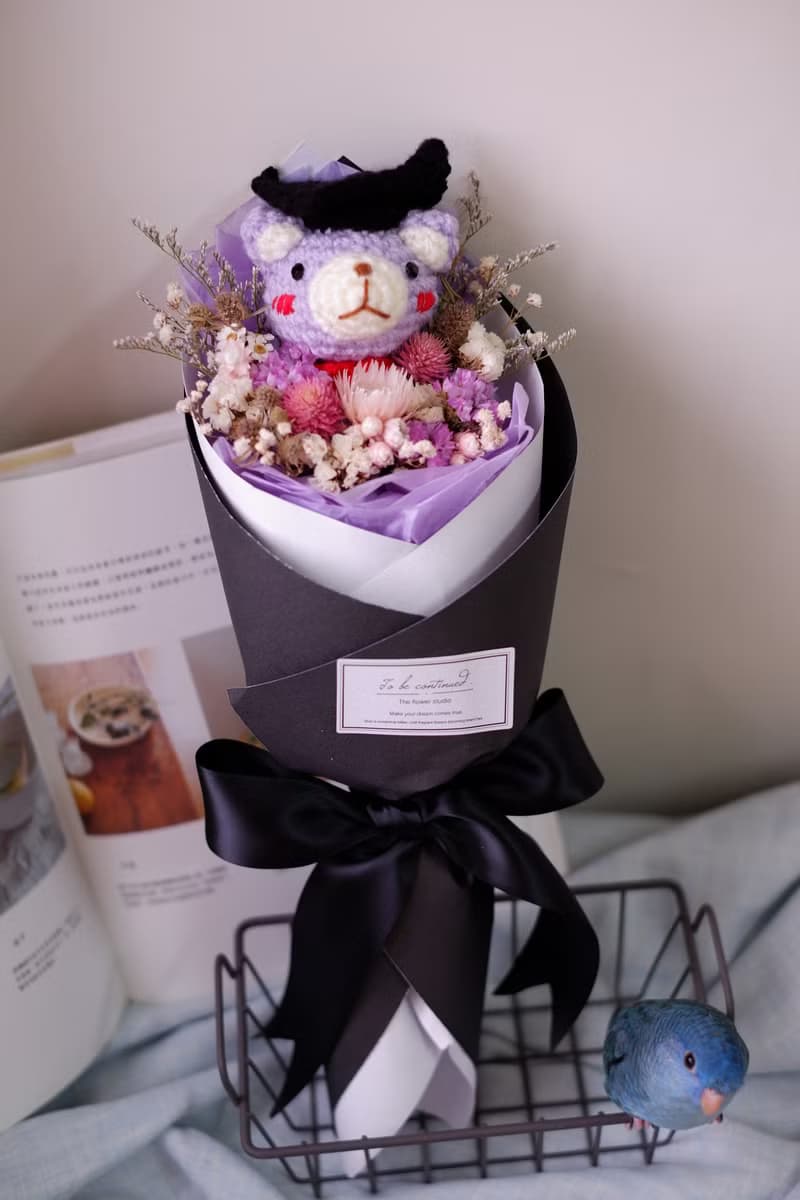 未完待續 | 手工 畢業熊乾燥花 長花束  鉤針娃娃 紫熊款 預購