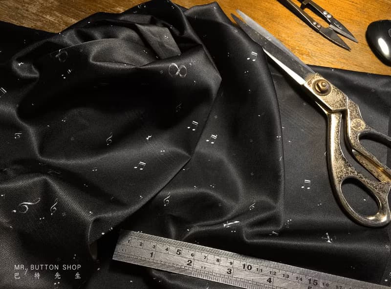 浮動的音符 領結 Bow Ties
