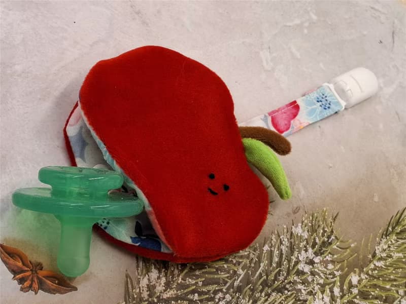 Bucute奶嘴收納夾套.媽媽的愛 孩子專屬小護法