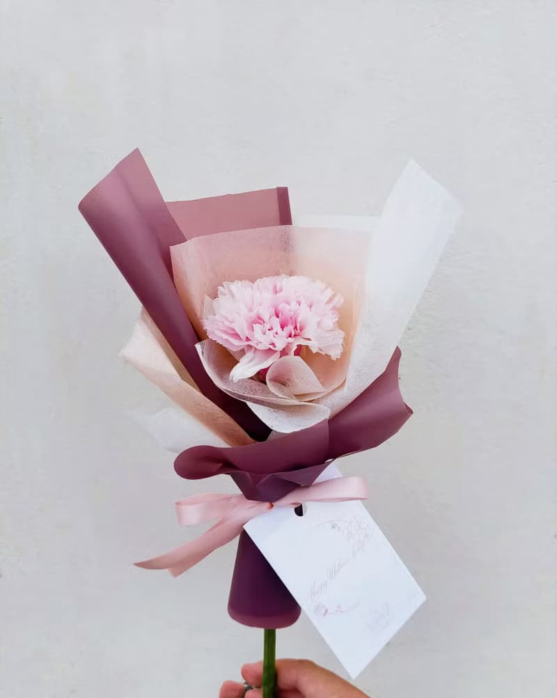 單朵永生康乃馨花束