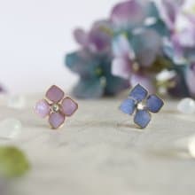 しっとり紫陽花のシンプル　ピアス　イヤリング