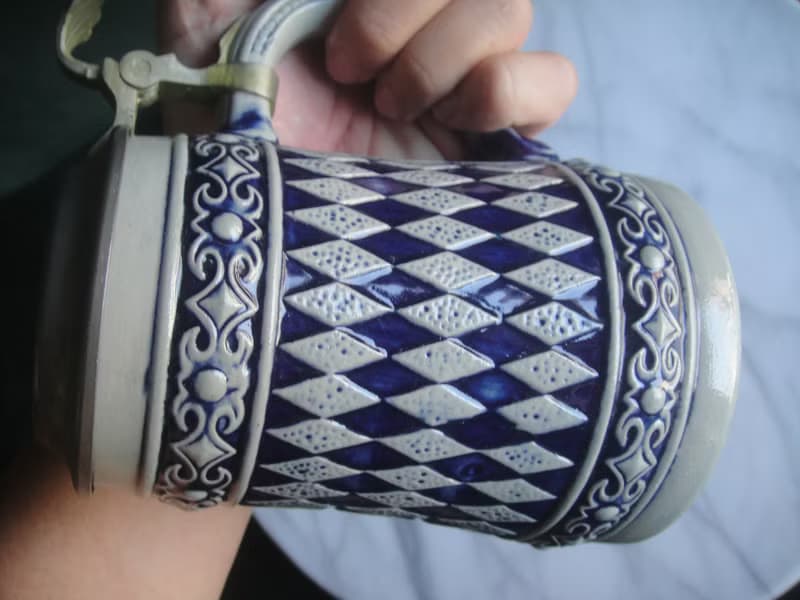 【老時光 OLD-TIME】早期二手德國製浮雕陶瓷啤酒杯