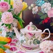 1996 年英國製玫瑰園圖騰英國玫瑰下午茶花茶壺 骨瓷壺 茶壺庫存