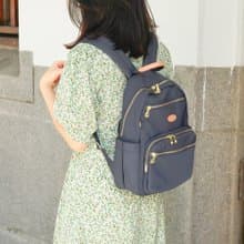 必BUY機能小旅行後背包03291(莫蘭迪灰)