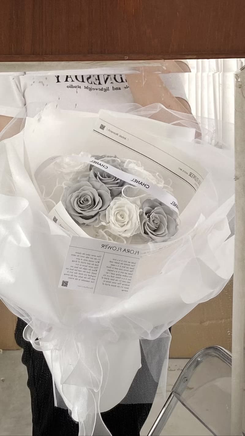 Flora Flower永生玫瑰花束-飛往你的航線