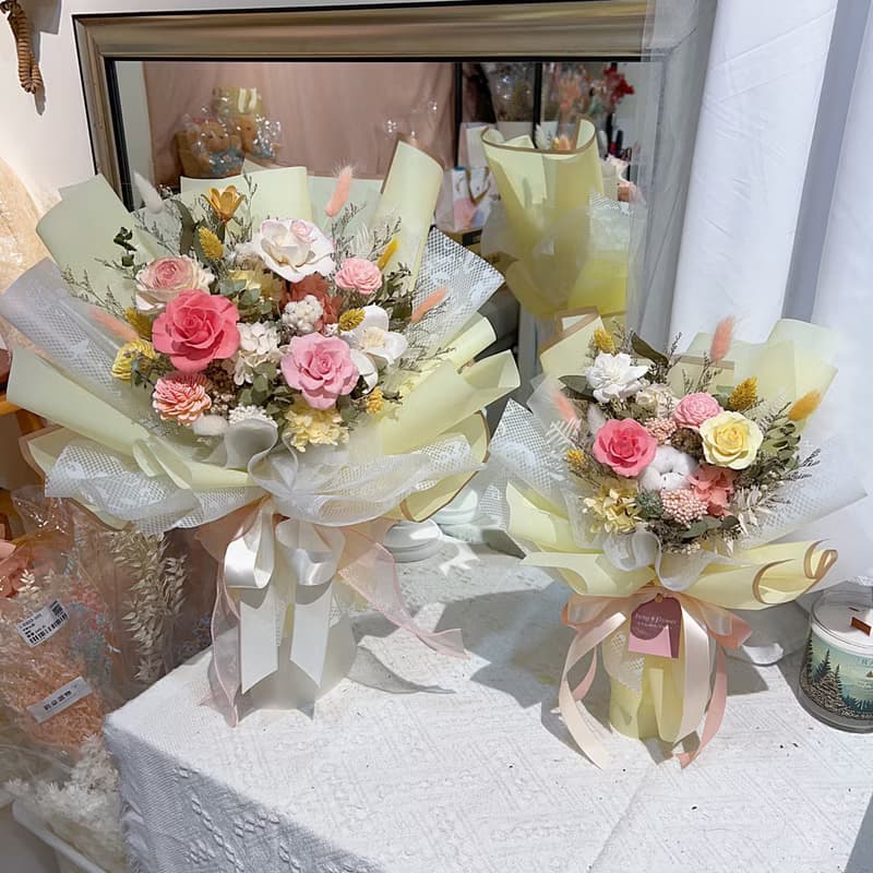 FengFlower 【粉嫩黃永生玫瑰花束】不凋花/永生花/乾燥花