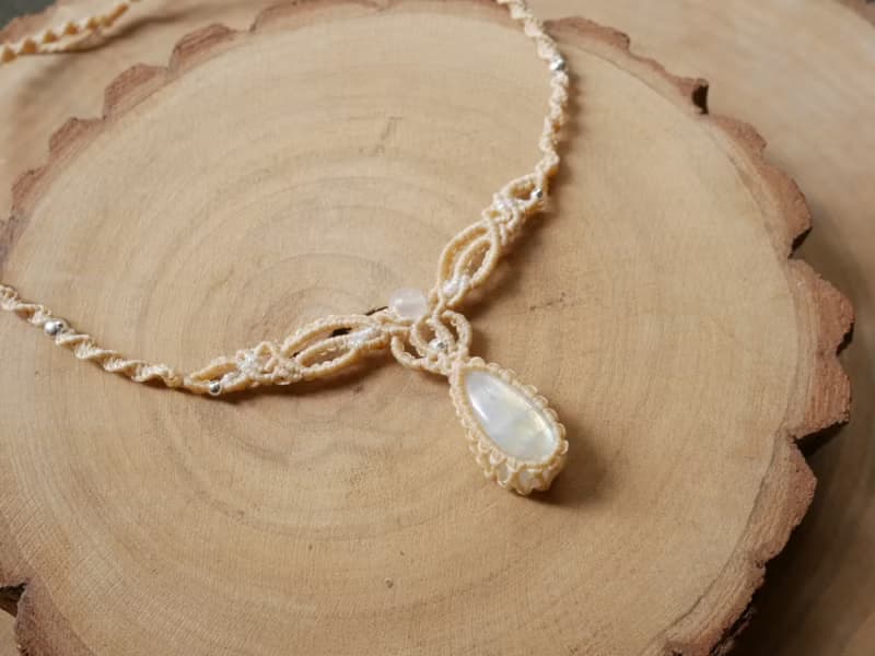 N58/FW24~經典款 - 月光石 l 南美蠟線 l 手工編織 l 短項鍊