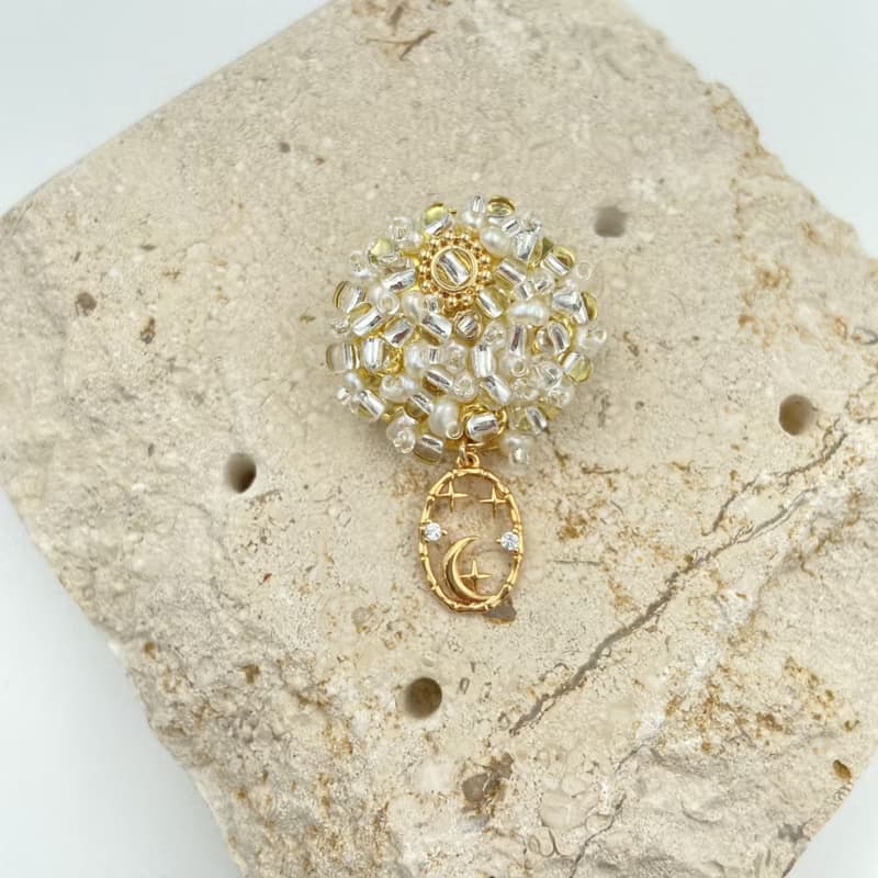 【母親節禮盒】天然淡水珍珠星星月亮太陽日本風格手工胸針v4