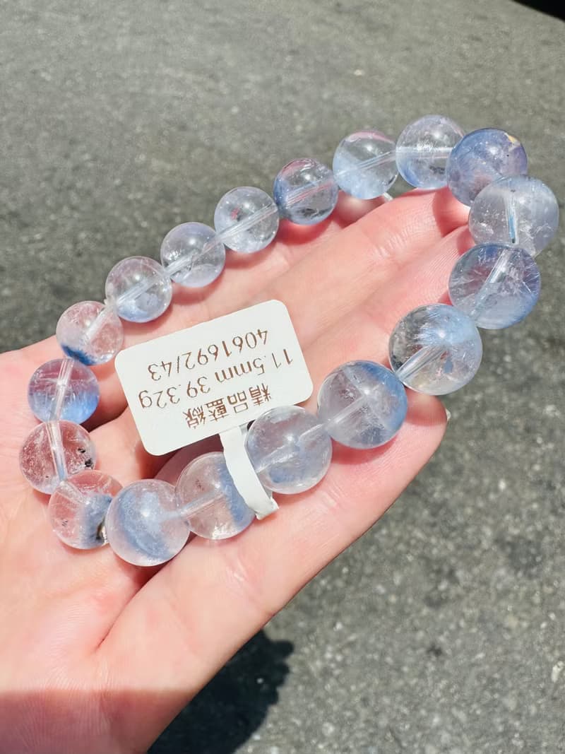 高品玻璃體透藍線石水晶11.5mm39.32g防甲狀腺亢進加強表達能力