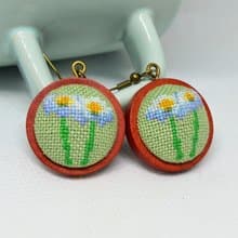 洋甘菊刺繡女式耳環十字繡花飾品白綠色手工禮物