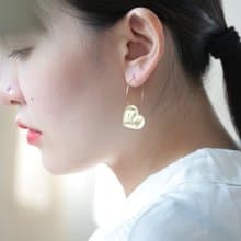 霧面波紋質感愛心耳環│耳針 耳夾