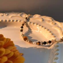 【三月・坦博拉菊】遺落的下午 | 虎眼石手鍊 長度可調 黑碧璽