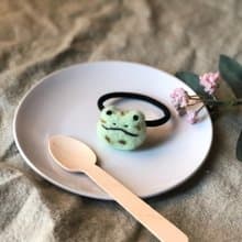 雪球巧克力 - 薄荷巧克力蛙羊毛氈 髮圈