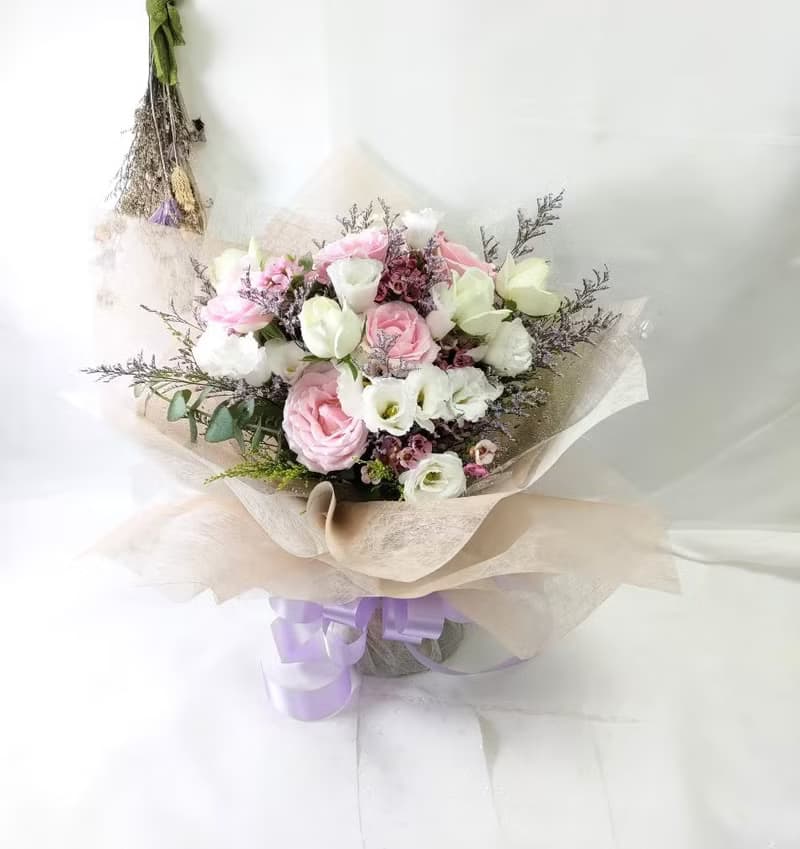 鮮花系列~精緻桔梗花束 台北市外送免運費典華優惠券