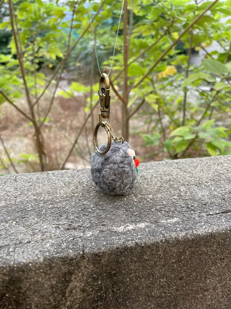 禮物盒 刺蝟 吊飾