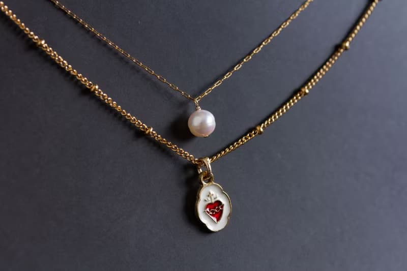 み心のメダイとあこや真珠のレイヤードネックレス  / Heart medallion and Akoya pearls layered necklace