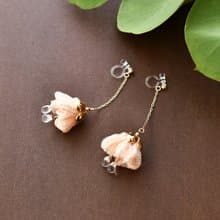 イヤリング/Lace fabric tassel earrings/ pink