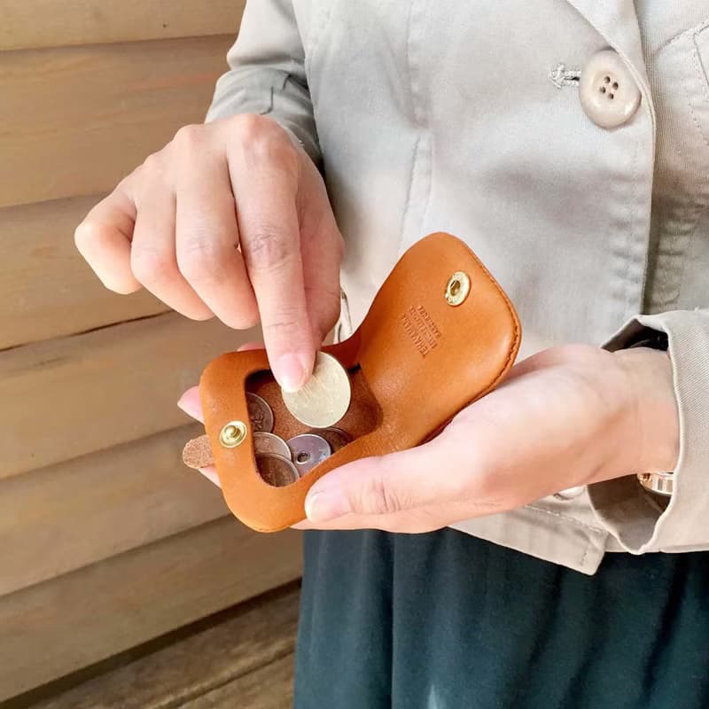 日本甜美 口袋型小巧牛皮 零錢包Made in Japan by Teha amana