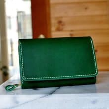 収納性抜群の三つ折り財布　No.6　ブッテーロ