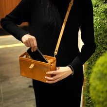 MOOS 單肩 小型 醫生包箱  16:9 thin size20 X 11 X 6.5 咖啡色
