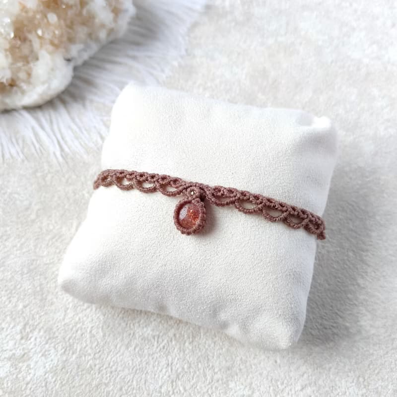 璀璨日光。太陽石。日光石。南美巴西蠟線編織手鍊