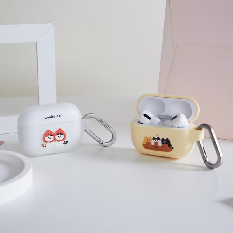 周氏喵喵草莓貼貼喵強悍防摔AirPods保護套