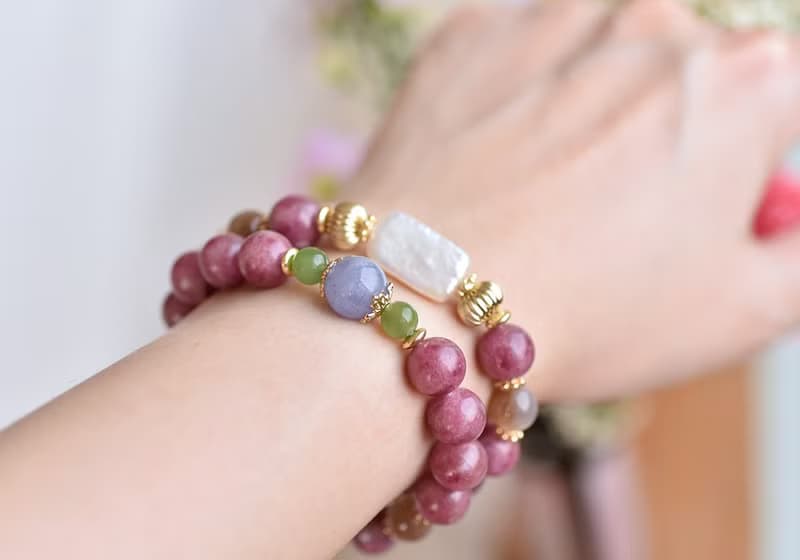 桃紅碧璽+珍珠+丹泉石+貓眼太陽石鍍金水晶手鍊
