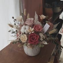 永生花+乾燥花|莓果色系永生玫瑰盆花|萬用祝賀花 生日 新居 開幕