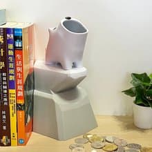 Awu+ | 阿嗚+角落撲滿 (尊貴_白) 桌面擺飾文具