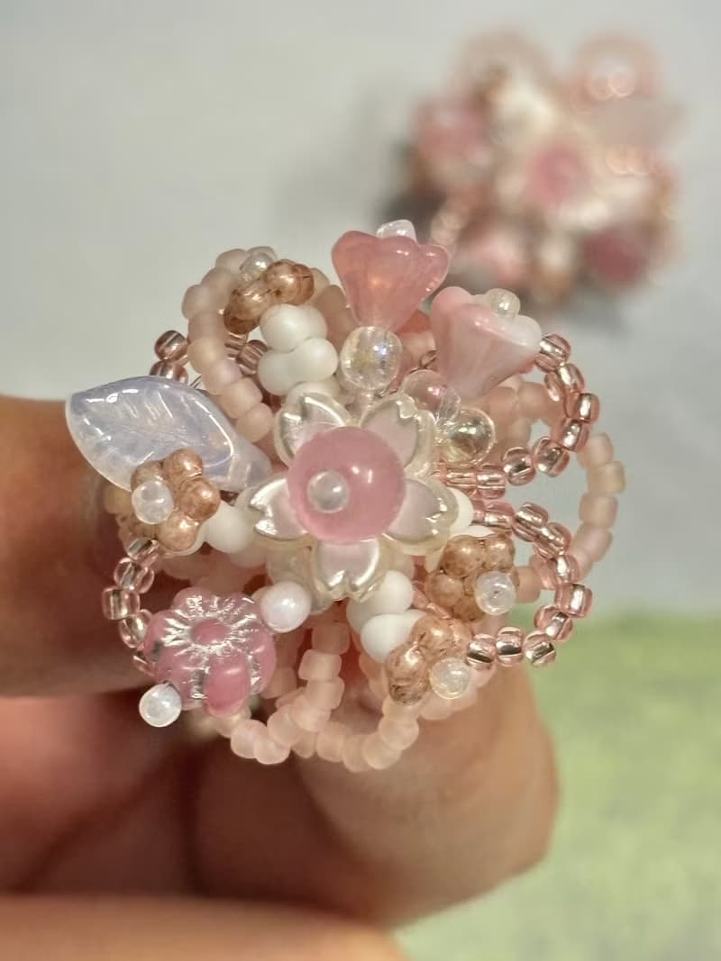 櫻花秘境 串珠花朵耳環 手作耳飾 花團錦簇 花叢耳環