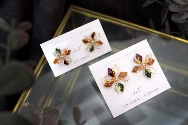 耳針x耳夾水晶花_雪花(聖誕冬色)_光點飾品