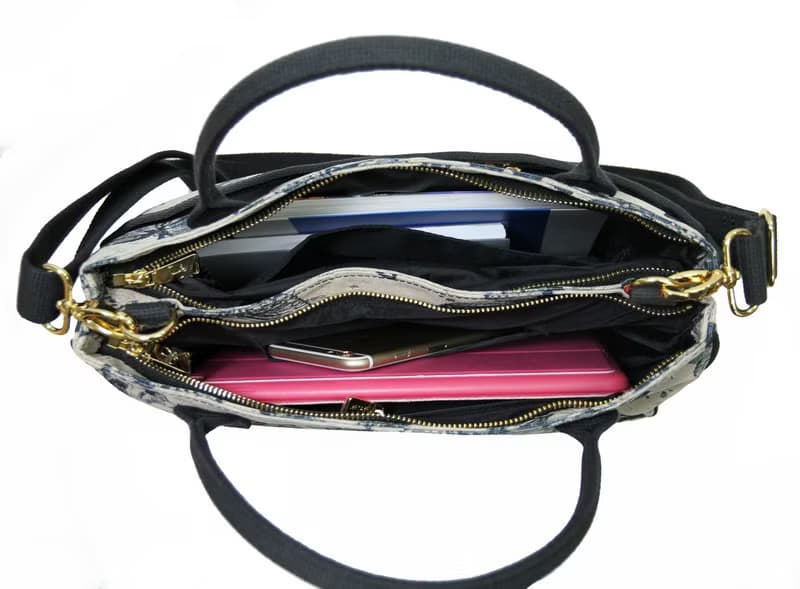 多夾層公事包 手提  / 斜背  /  防潑水 平織緹花 戀蝶駁