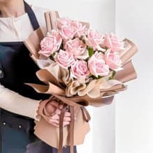 摩卡慕斯玫瑰鮮花花束