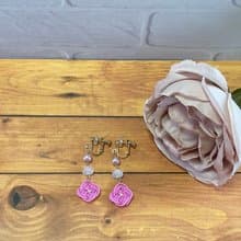 紫陽花とビーズのイヤリング　ピアス　水引　ピンク