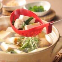 日本AUX 不沾桌多用濾水湯匙 - 紅