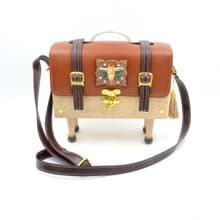 立體長頸鹿綴寶石水晶裝飾 咖啡色x杏色PU仿皮箱子斜肩帶手袋包包