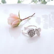 薔薇のイヤーカフ