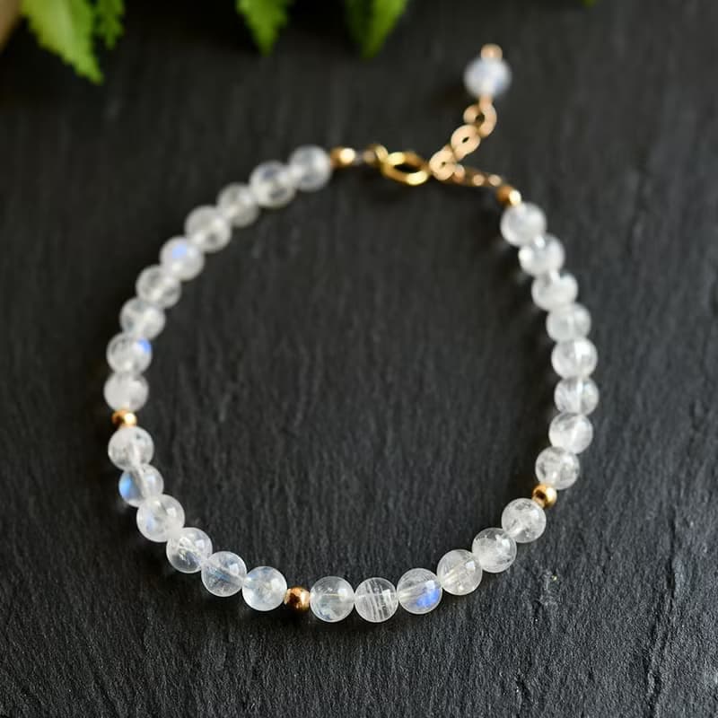 永遠の若さ・永遠の愛　幻 ムーンストーンのブレスレット 6月誕生石