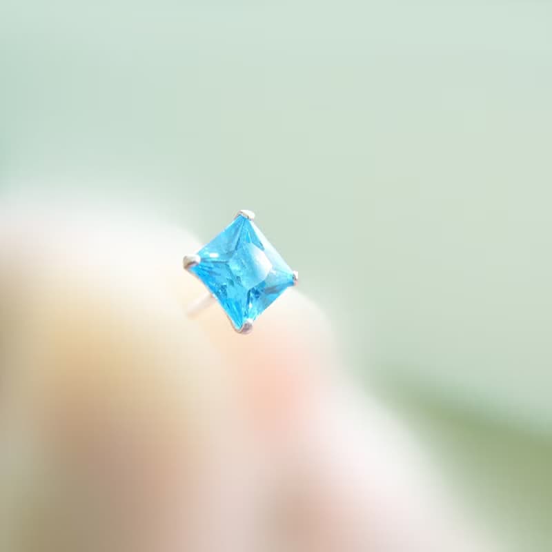 方形鋯石純銀耳針/耳夾