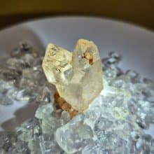•愛心形紅泥骸骨水晶• 水晶原礦 可作迷你聚寶盆 水晶盆栽