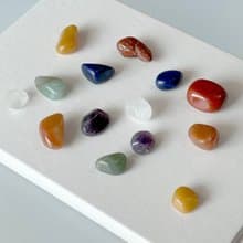 【水晶迷你原石】七脈輪滾石 辦公室家中療癒 裝置擺飾 能量情緒