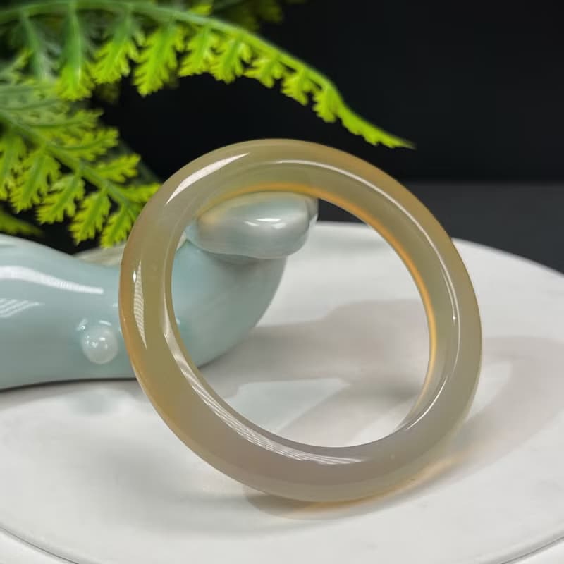 精品 漸變香檳金灰瑪瑙手鐲 48MM 冰潤起剛玉髓手環 樂觀好運招財