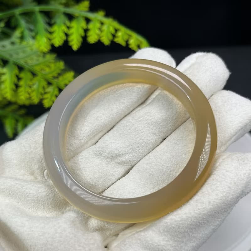 精品 漸變香檳金灰瑪瑙手鐲 48MM 冰潤起剛玉髓手環 樂觀好運招財