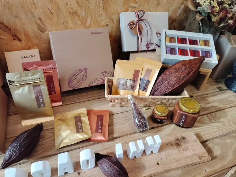 CACAOinN現磨調溫_綜合產地85%純巧薄片16入_售價NT840手感包裝