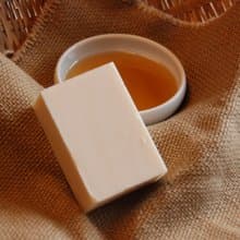 蜂蜜牛奶皂 Honey & Milk Soap